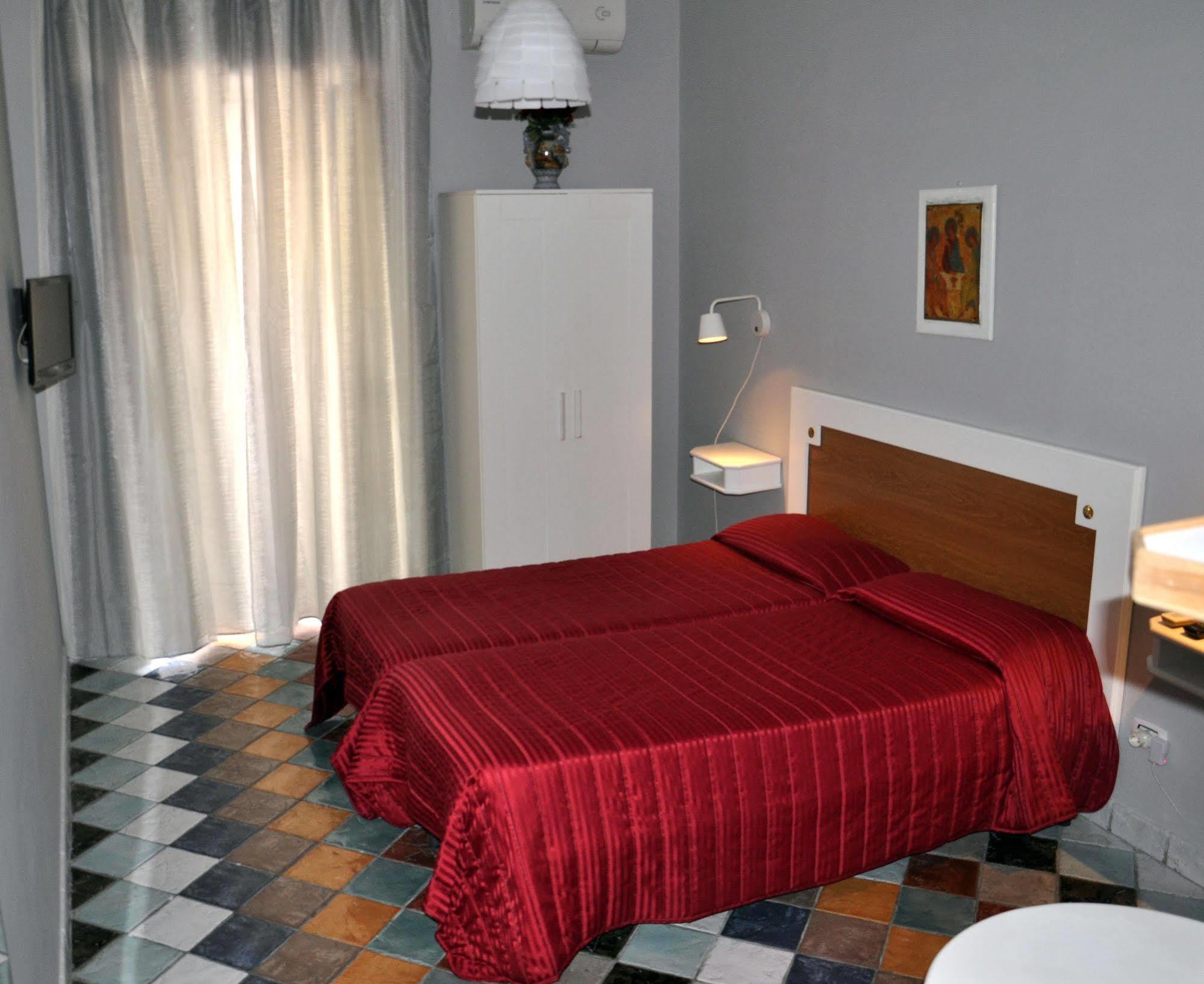 Alojamento de Acomodação e Pequeno-almoço Firenze32 2*